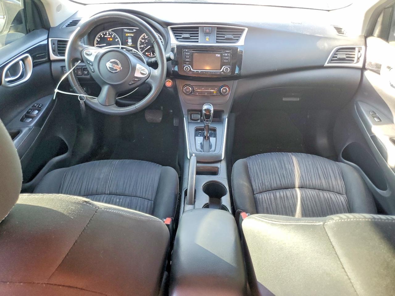 2017 Nissan Sentra Sv - zdjęcie 8