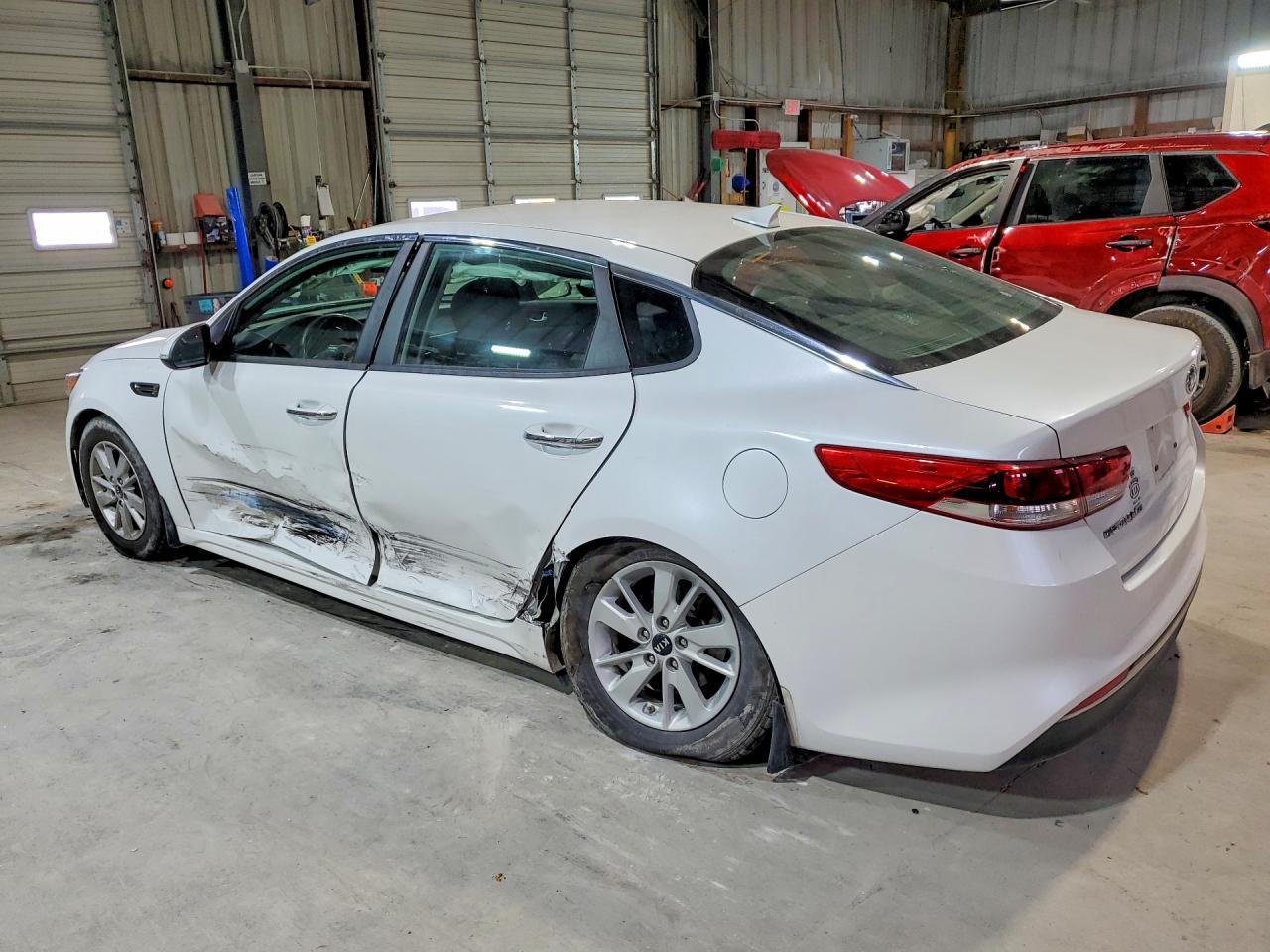 2016 Kia Optima Lx - zdjęcie 2