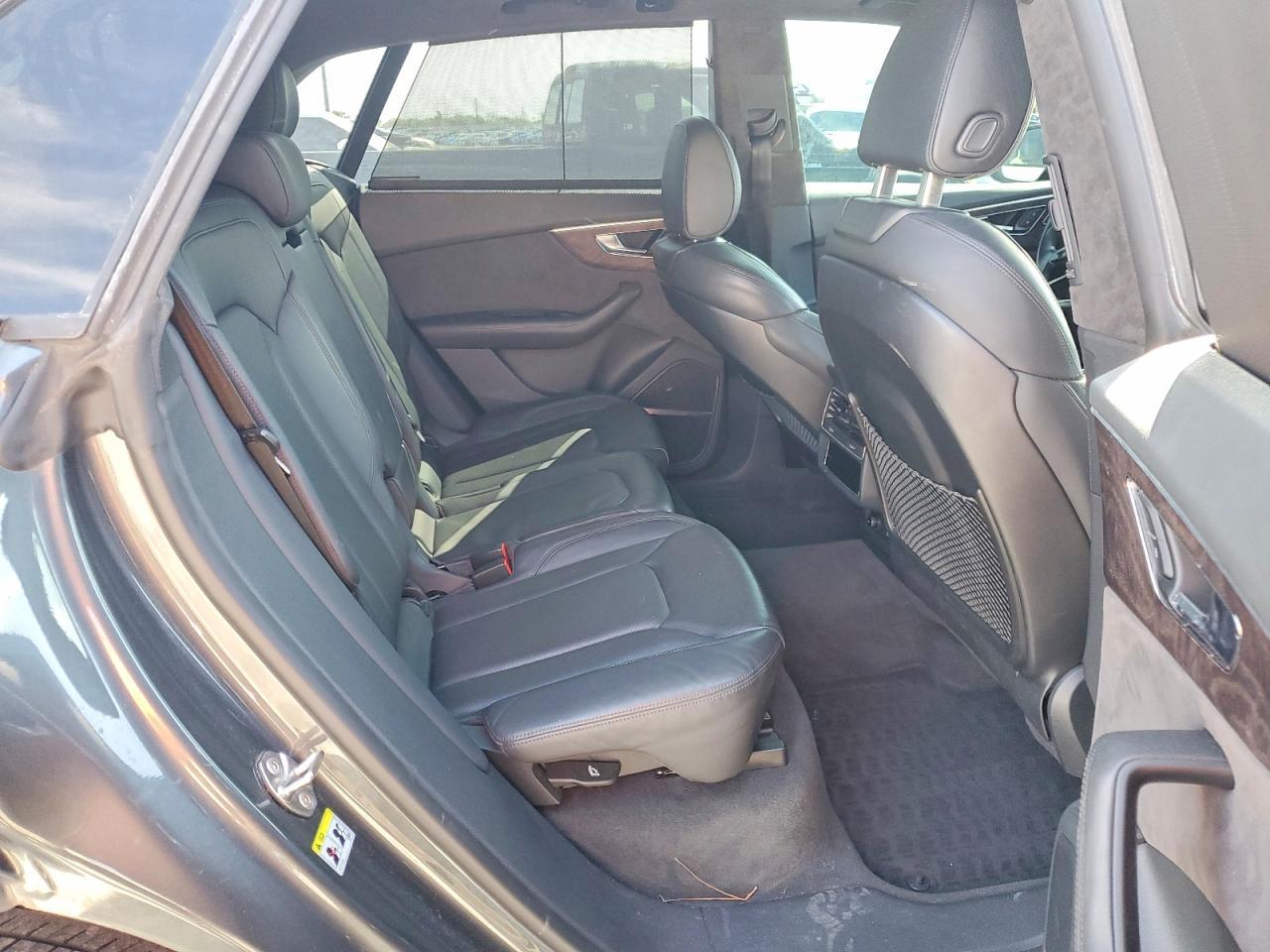 2019 Audi Q8 - zdjęcie 11