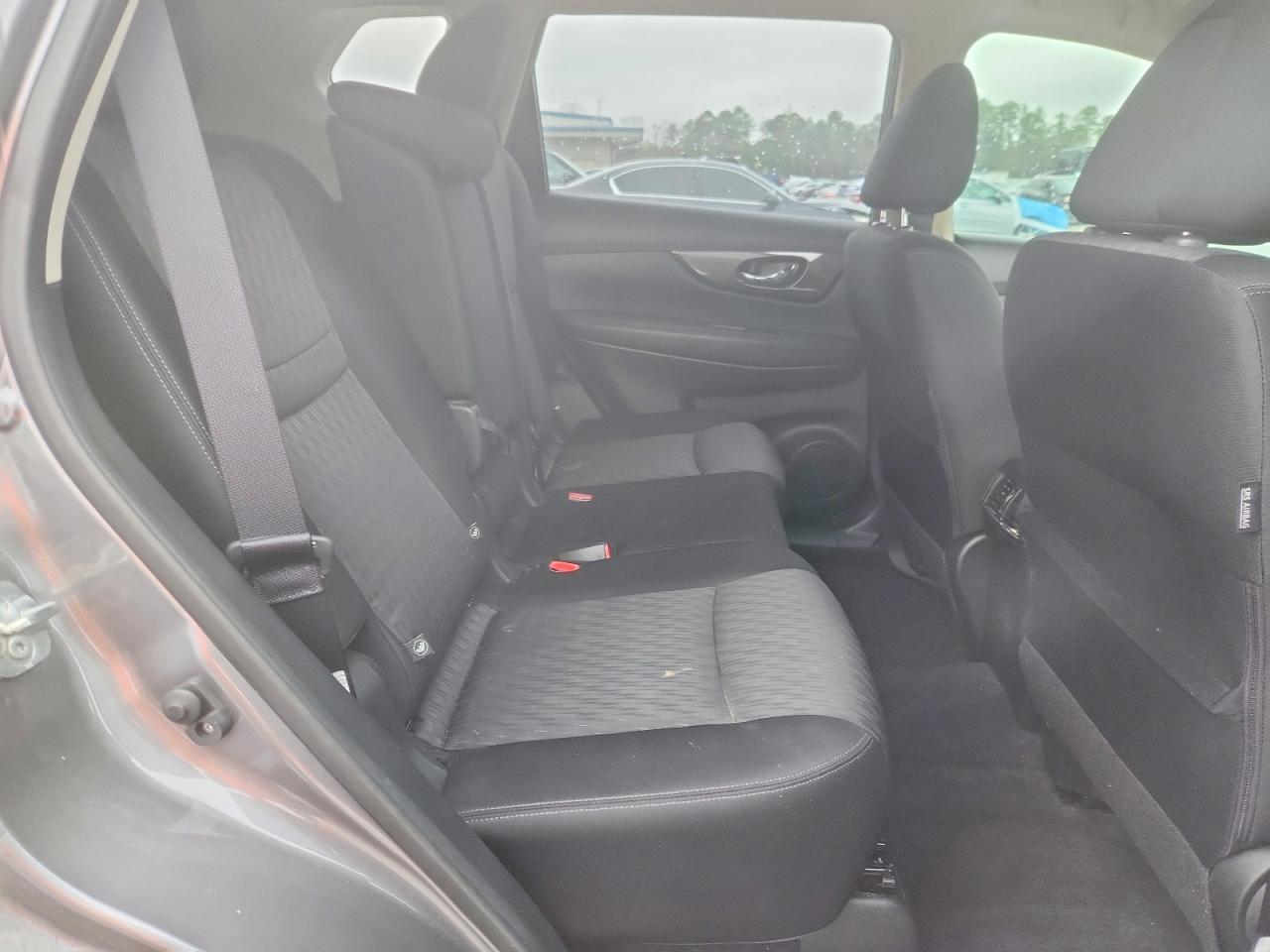 2019 Nissan Rogue Sv - zdjęcie 11