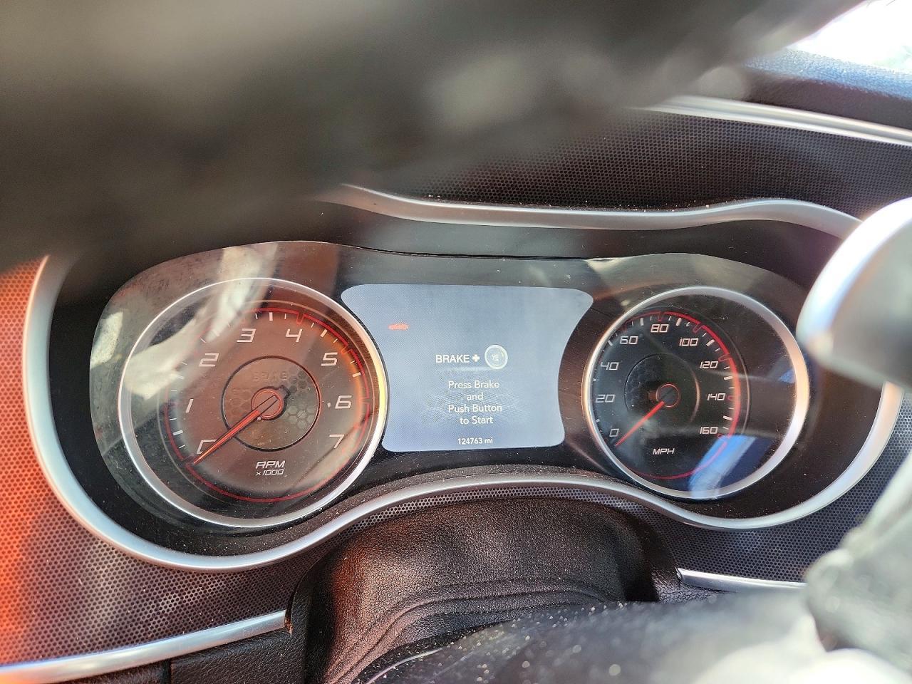 2015 Dodge Charger R - zdjęcie 9