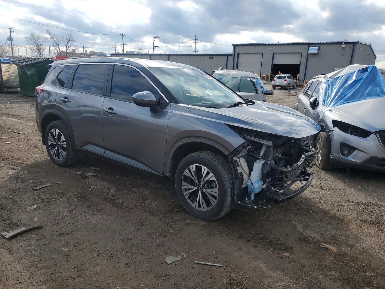 2023 Nissan Rogue Sv - zdjęcie 4