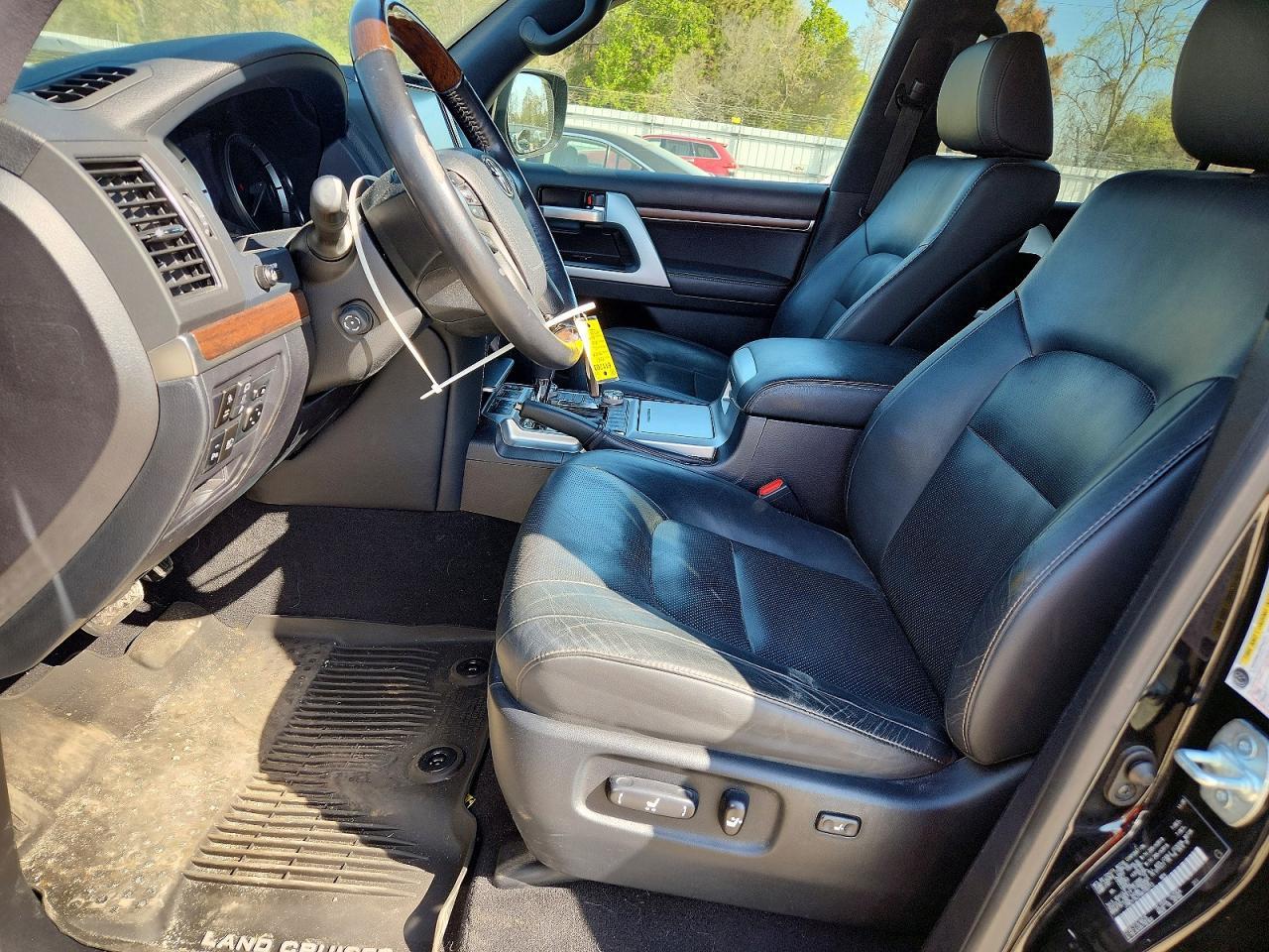 2021 Toyota Land Cruiser Heritage Edition - zdjęcie 7