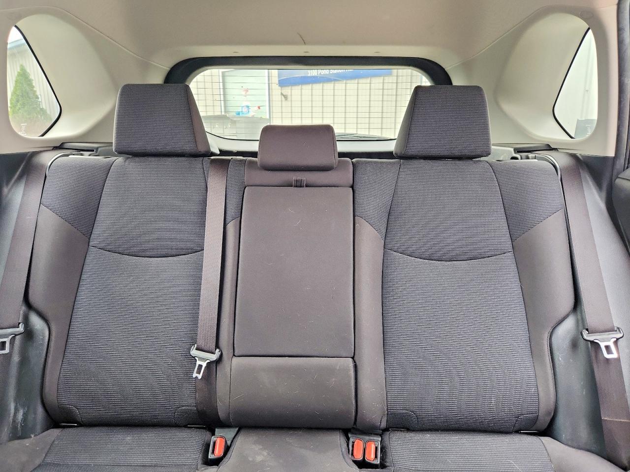 2021 Toyota Rav4 Le - zdjęcie 10