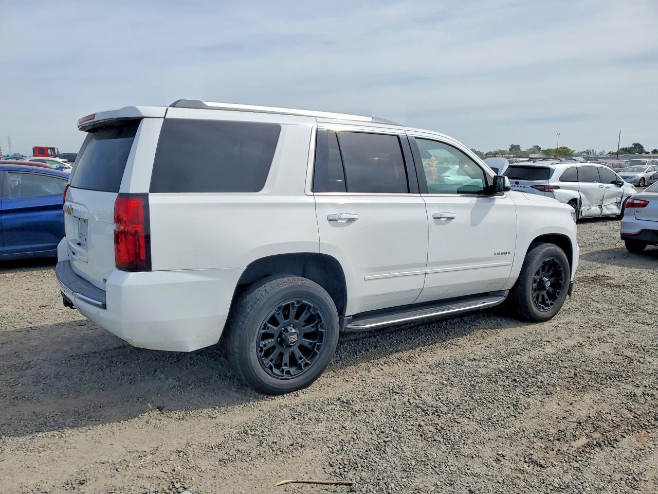 2017 Chevrolet Tahoe K1500 Premier - zdjęcie 3