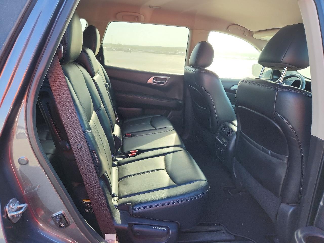 2019 Nissan Pathfinder Sl - zdjęcie 11