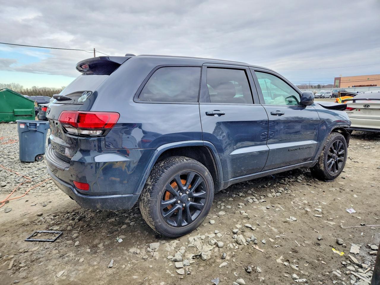 2017 Jeep Grand Cherokee Laredo - zdjęcie 4