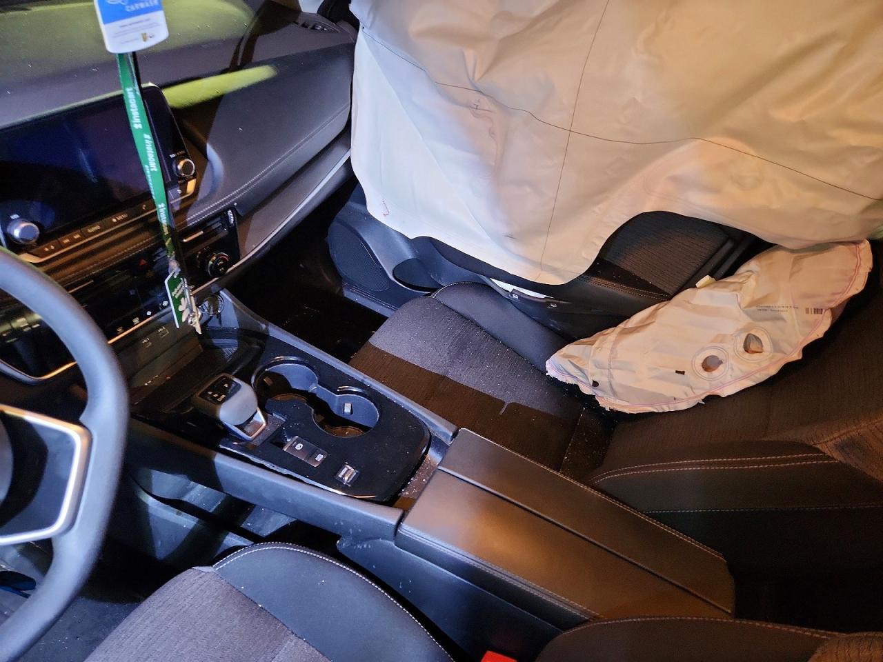 2022 Nissan Rogue Sv - zdjęcie 13