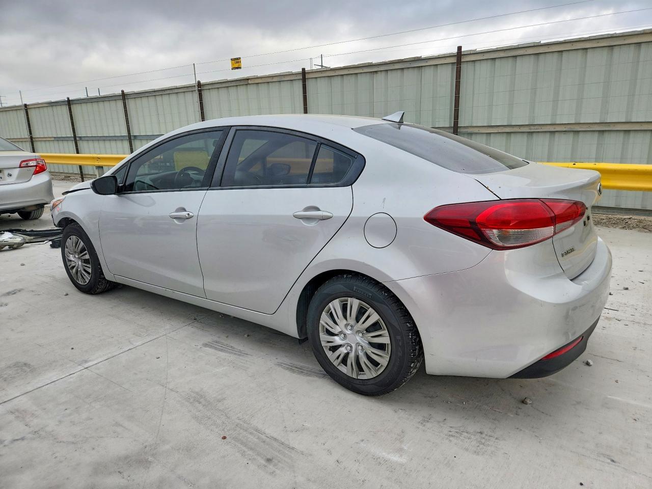 2018 Kia Forte - zdjęcie 2