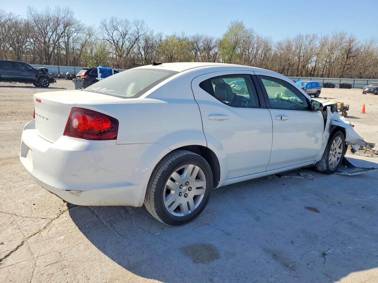 2014 Dodge Avenger Se - zdjęcie 3