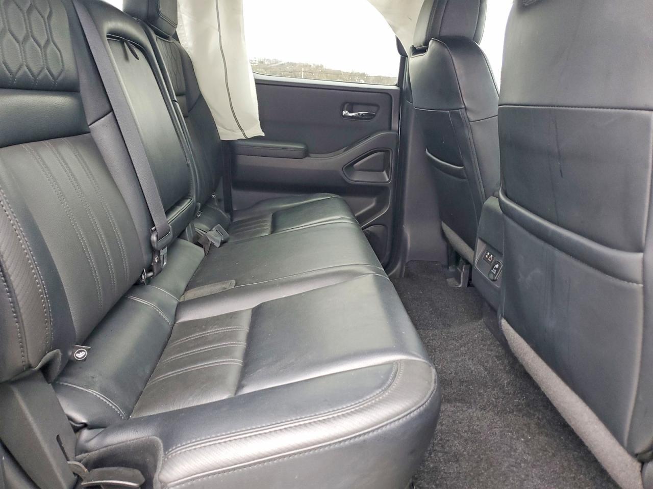 2022 Nissan Frontier Pro-X - zdjęcie 10