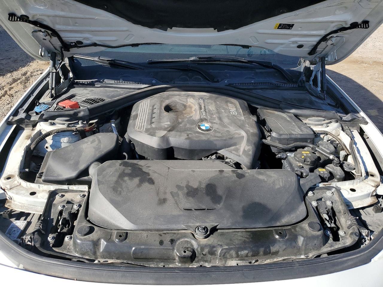 2018 BMW 330 I - zdjęcie 11