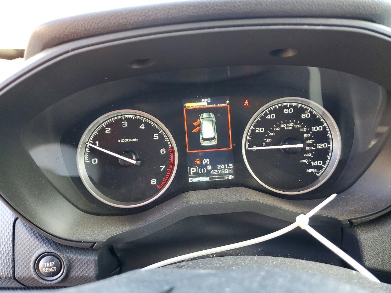 2023 Subaru Forester Premium - zdjęcie 9