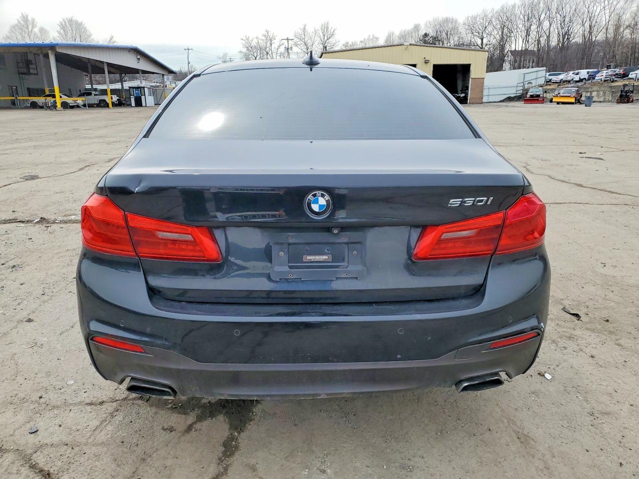 2017 BMW 530 I - zdjęcie 6