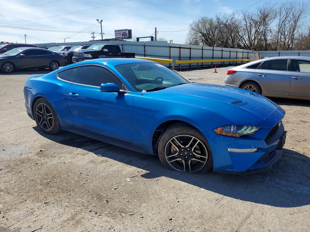 2020 Ford Mustang - zdjęcie 4