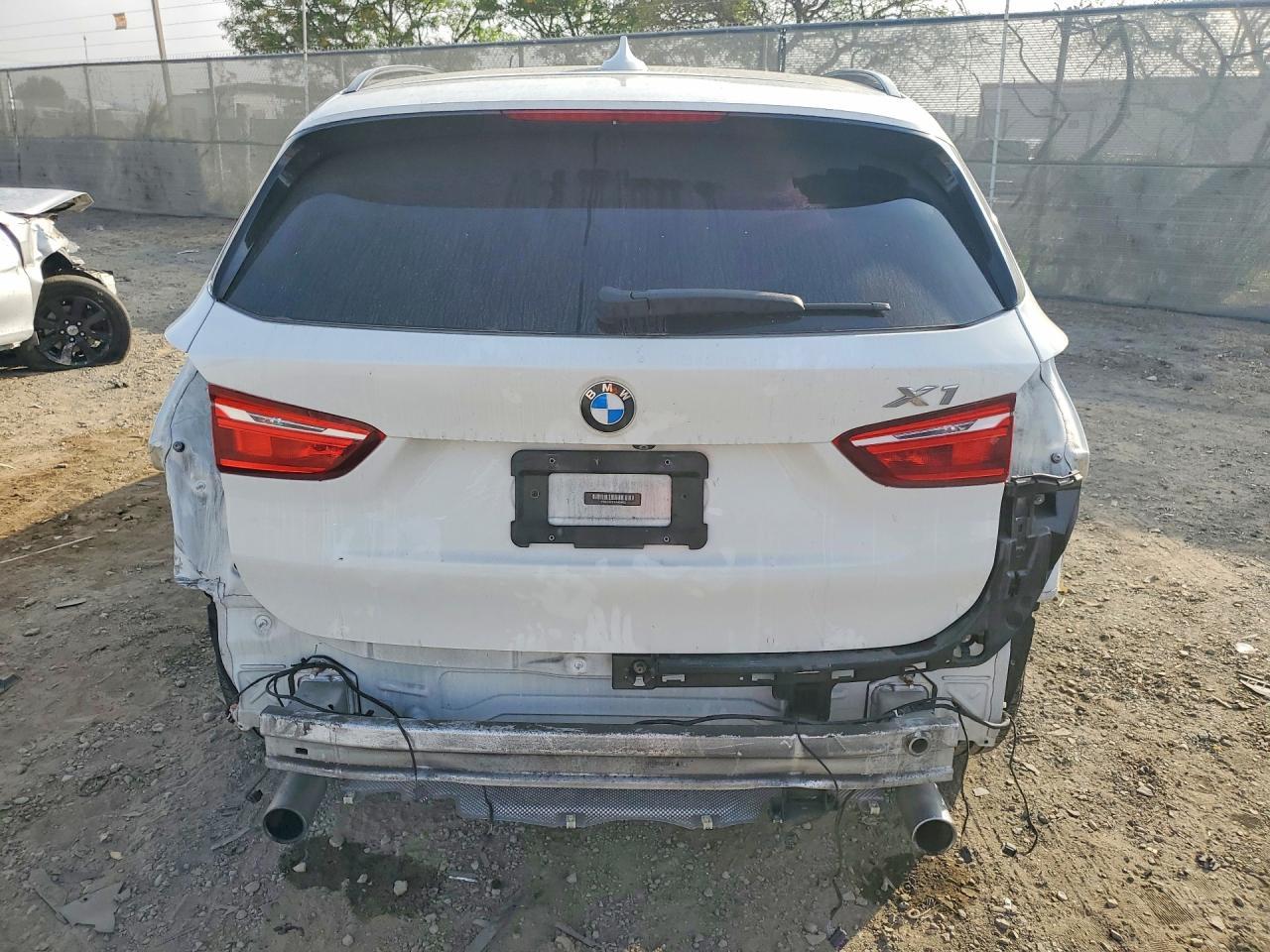 2017 BMW X1 Sdrive28I - zdjęcie 6