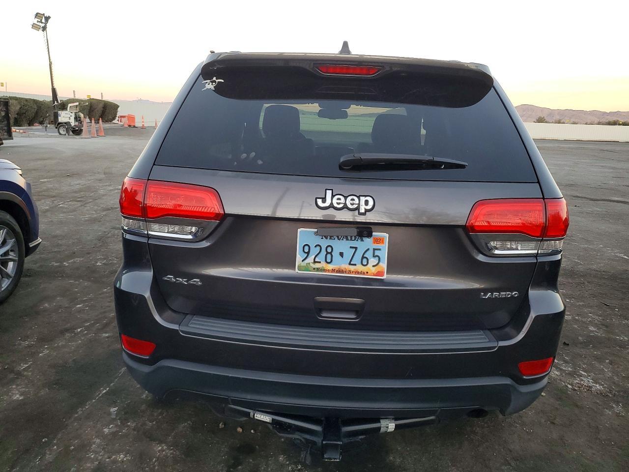 2015 Jeep Grand Cherokee Laredo - zdjęcie 6
