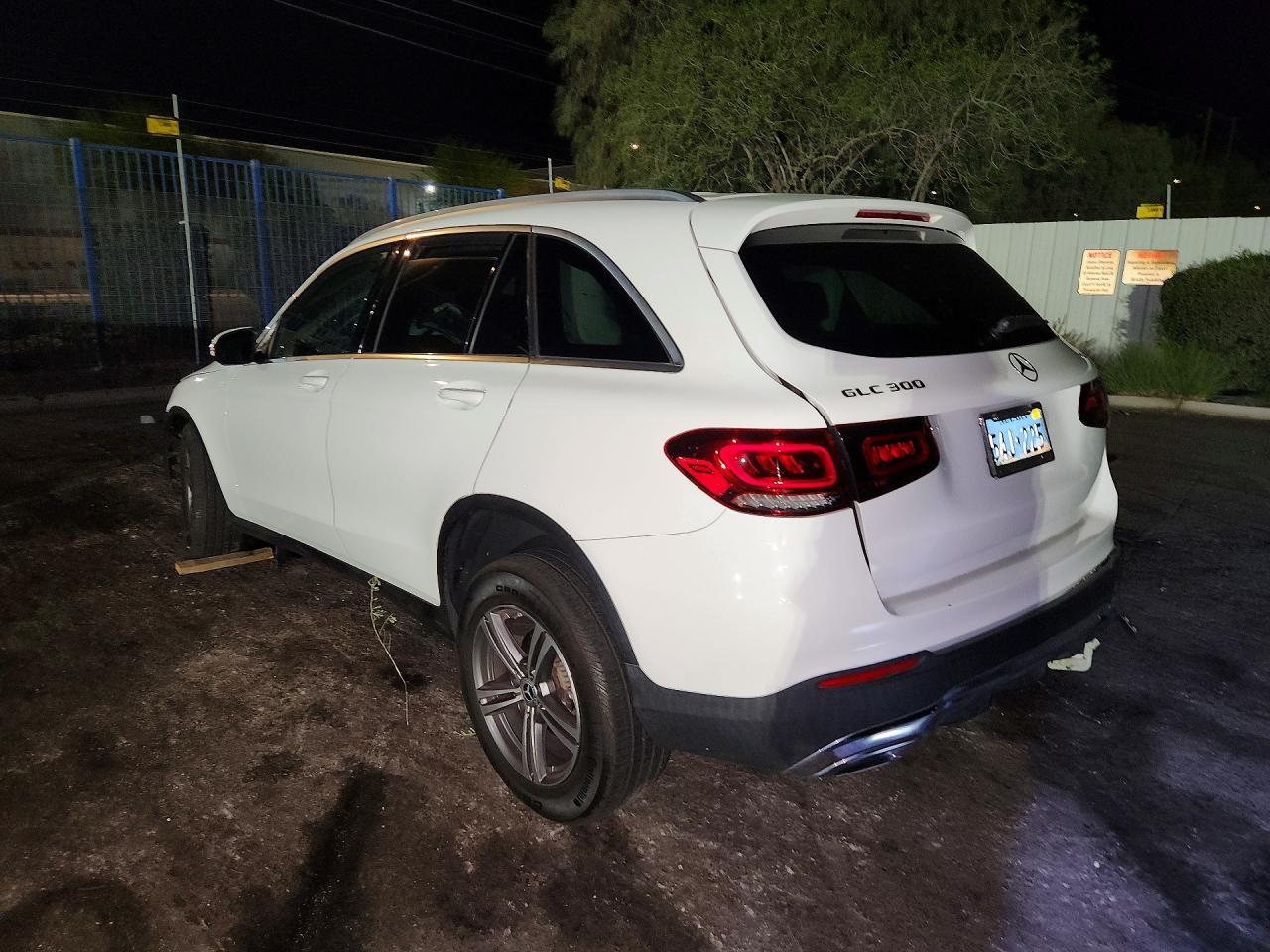 2020 Mercedes-Benz Glc 300 4Matic - zdjęcie 2