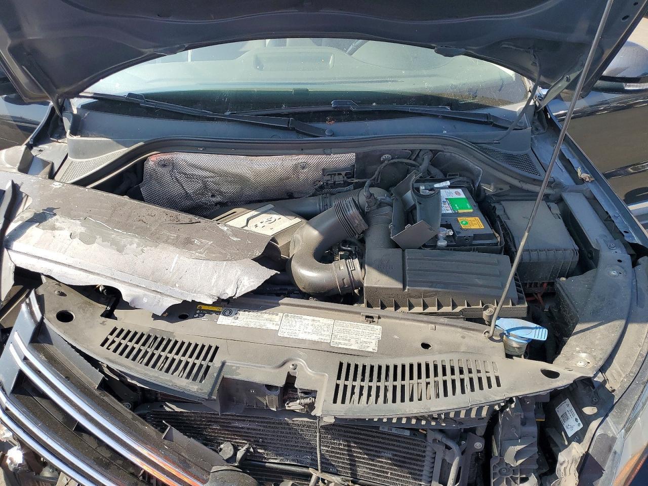 2016 Volkswagen Tiguan S - zdjęcie 12