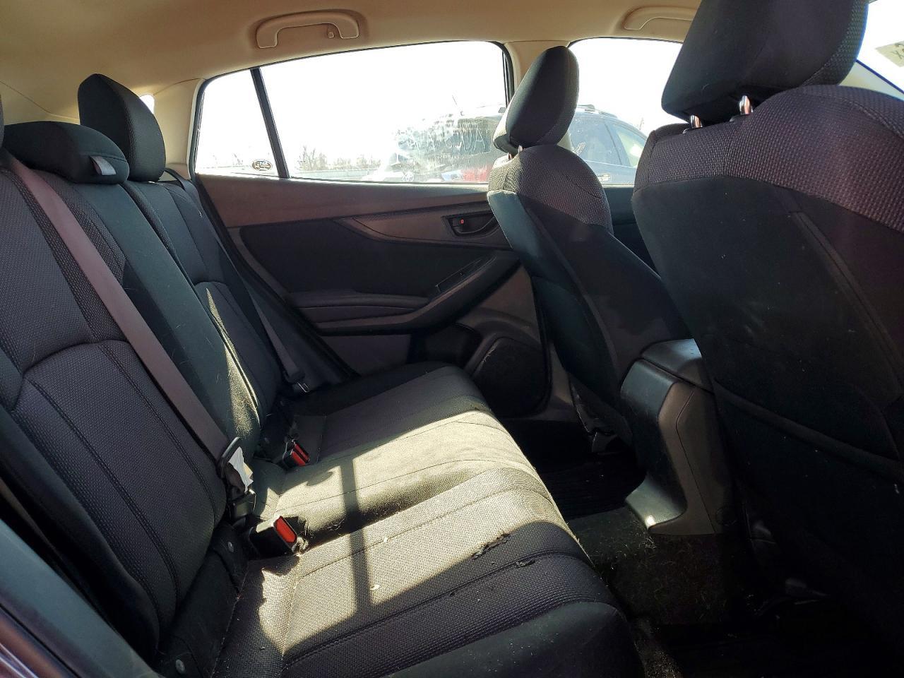 2017 Subaru Impreza Premium - zdjęcie 10