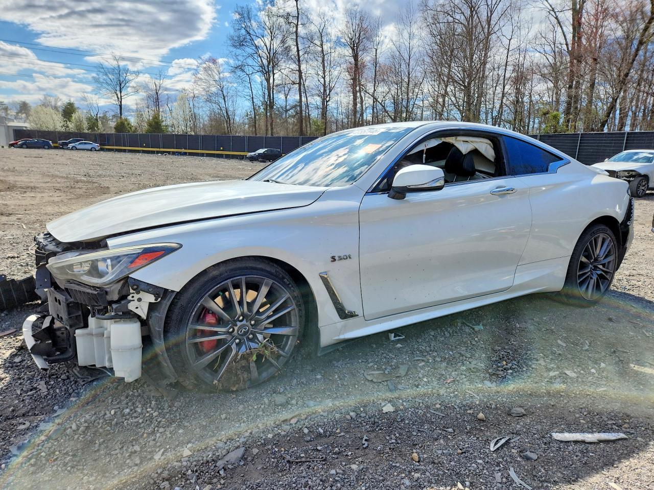 2017 Infiniti Q60 Red Sport 400 - zdjęcie główne