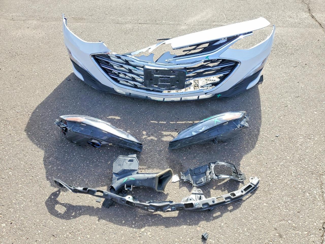 2022 Chevrolet Malibu Ls - zdjęcie 12