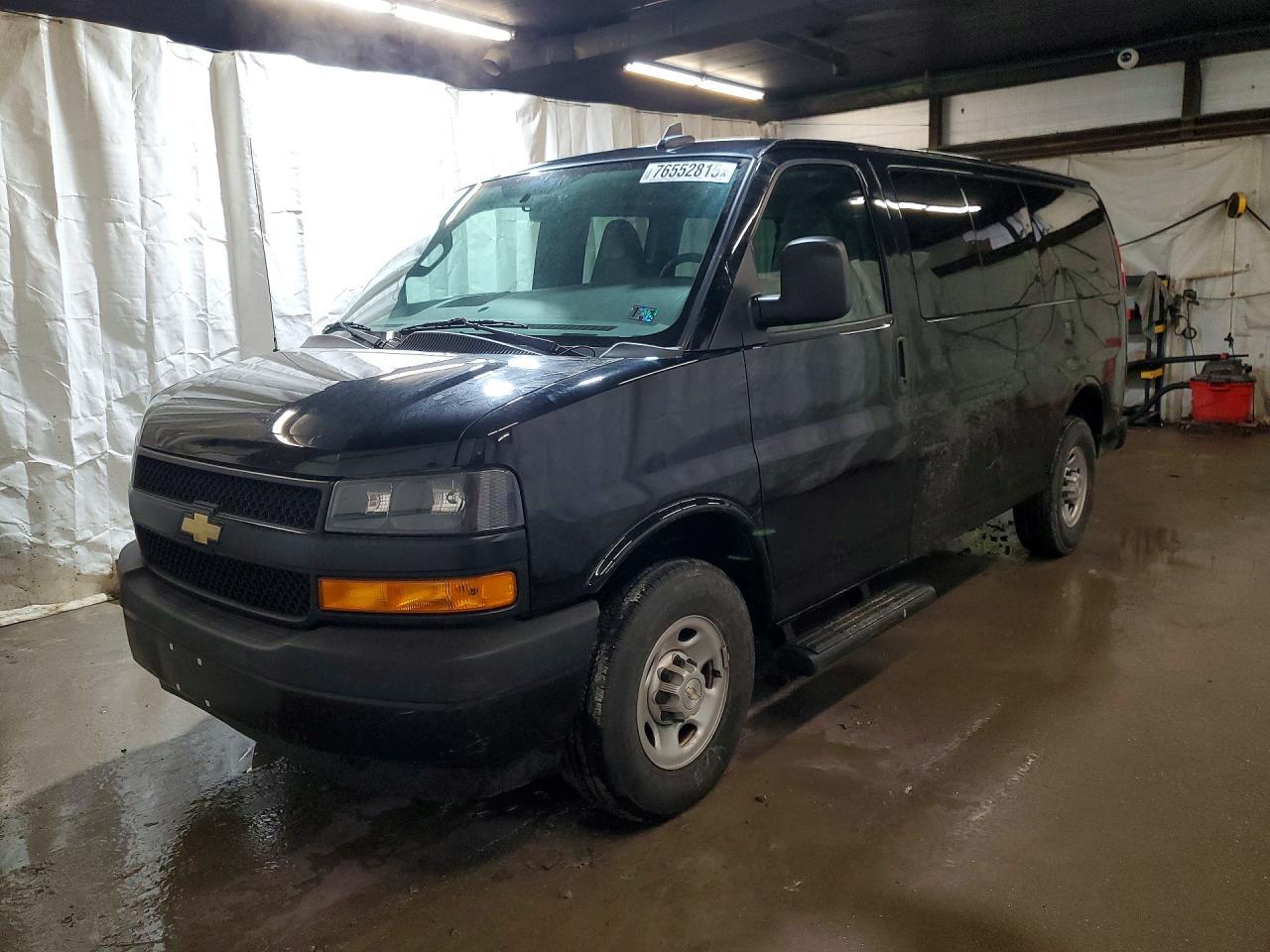 2022 Chevrolet Express G2500 Ls - zdjęcie główne