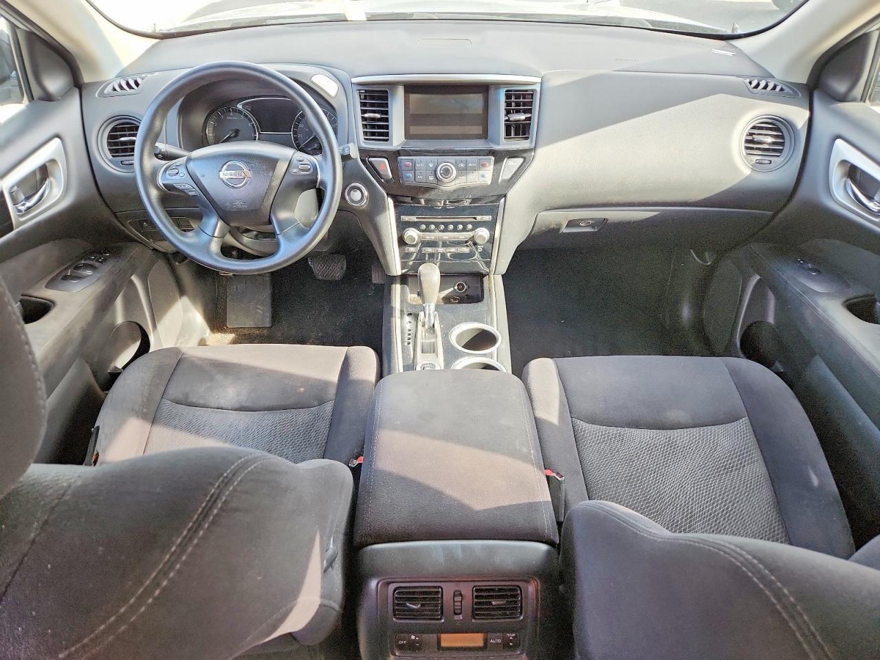 2016 Nissan Pathfinder S - zdjęcie 8