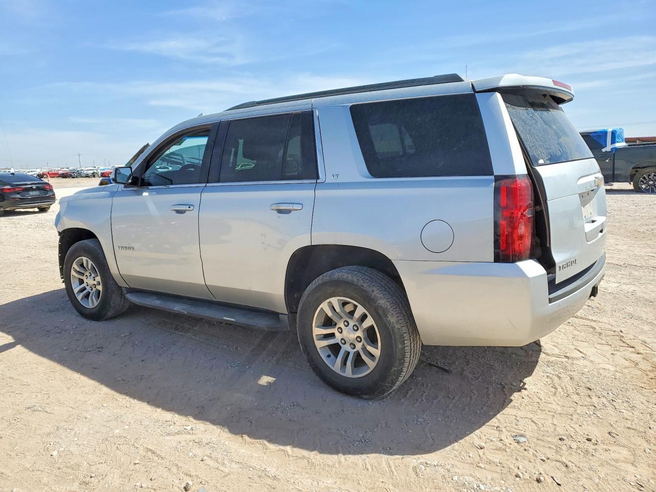 2018 Chevrolet Tahoe K1500 Lt - zdjęcie 2