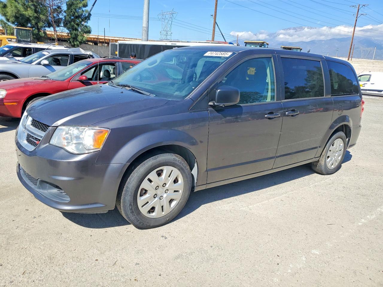 2018 Dodge Grand Caravan Se - zdjęcie główne
