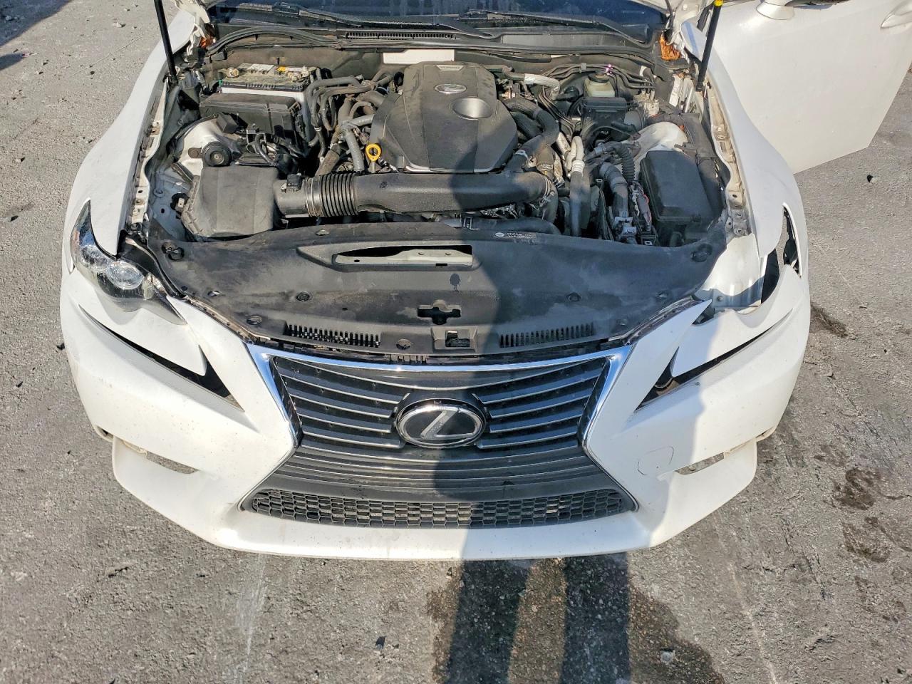 2016 Lexus Is 200T - zdjęcie 11