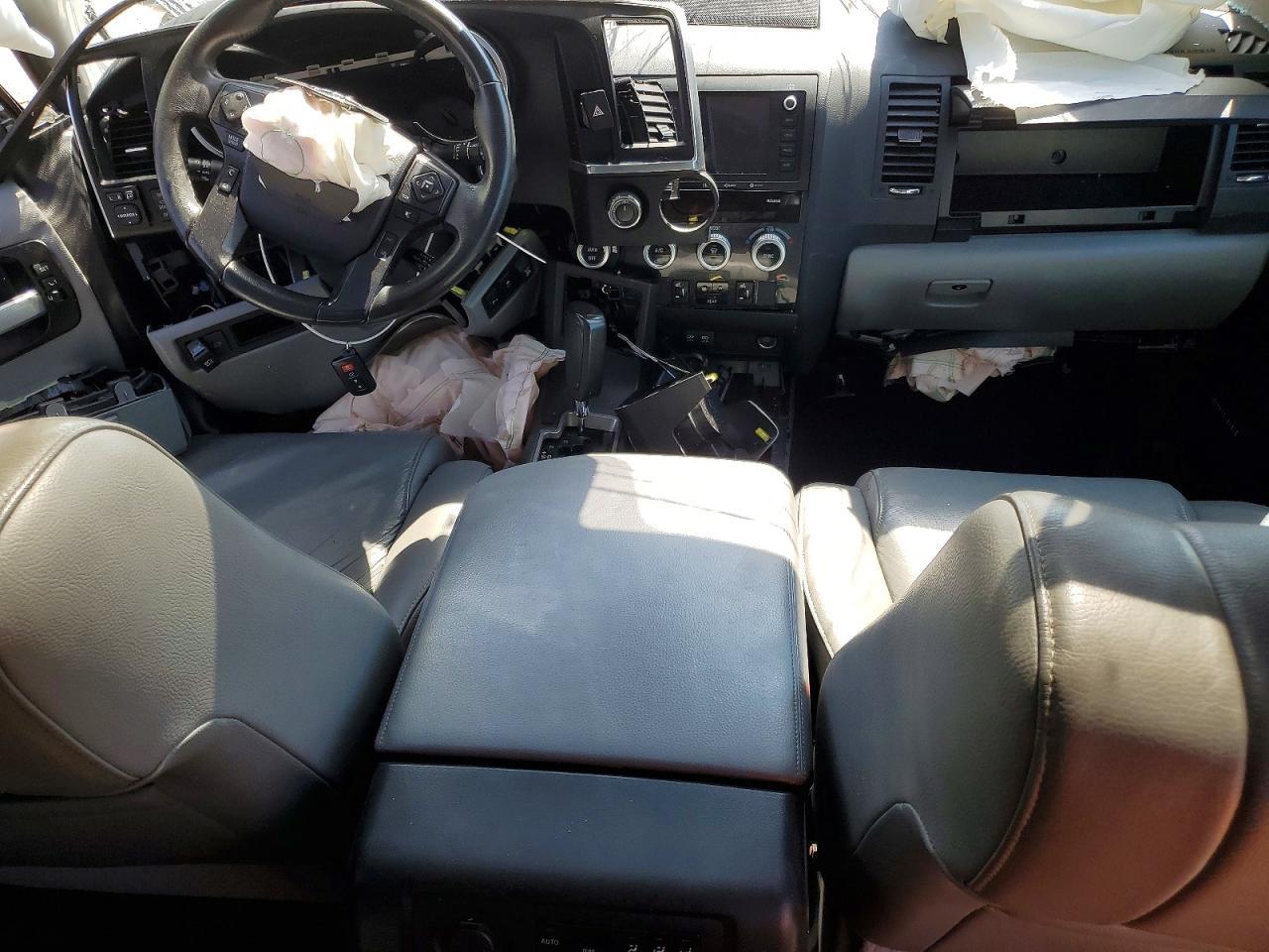 2020 Toyota Sequoia Limited - zdjęcie 8