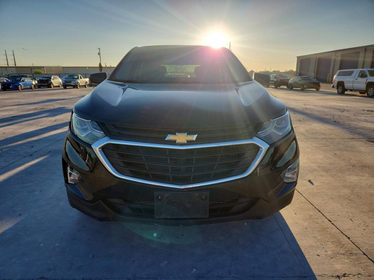 2020 Chevrolet Equinox Ls - zdjęcie 5