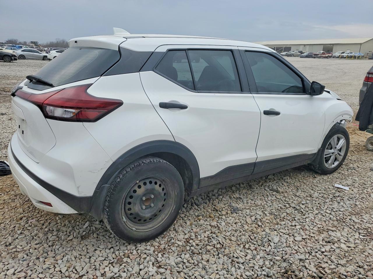 2023 Nissan Kicks S - zdjęcie 3