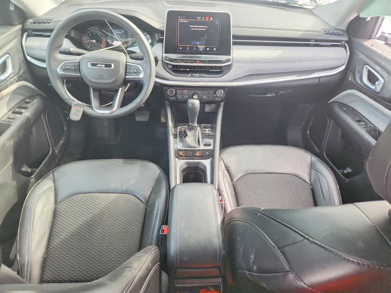 2022 Jeep Compass Latitude - zdjęcie 8