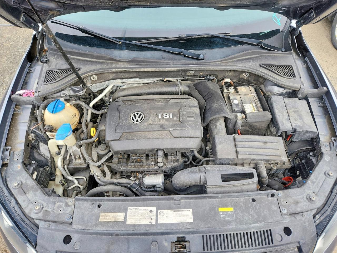 2015 Volkswagen Passat S - zdjęcie 11