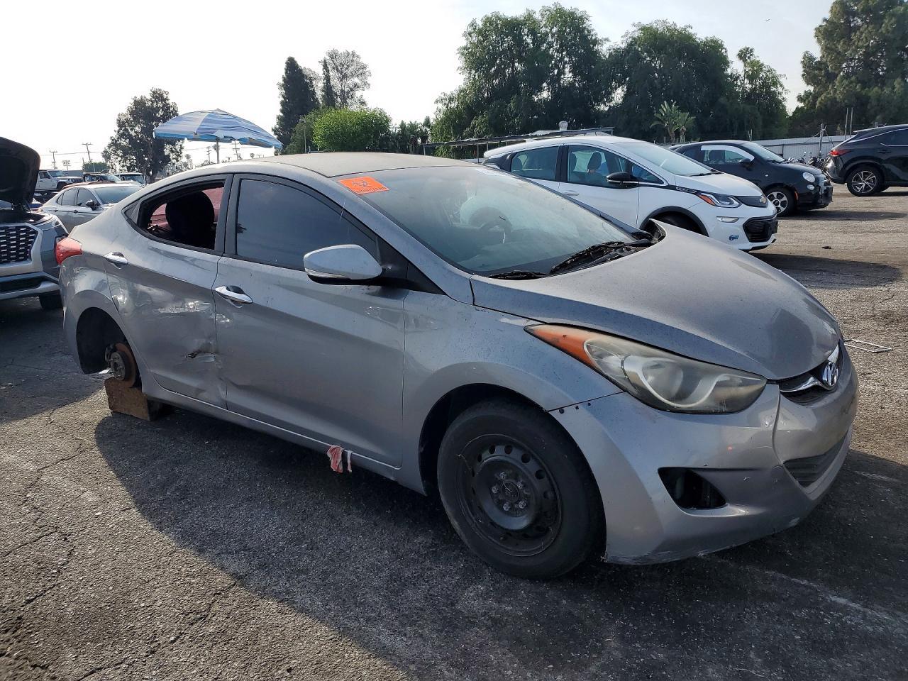 2013 Hyundai Elantra Gls - zdjęcie 4