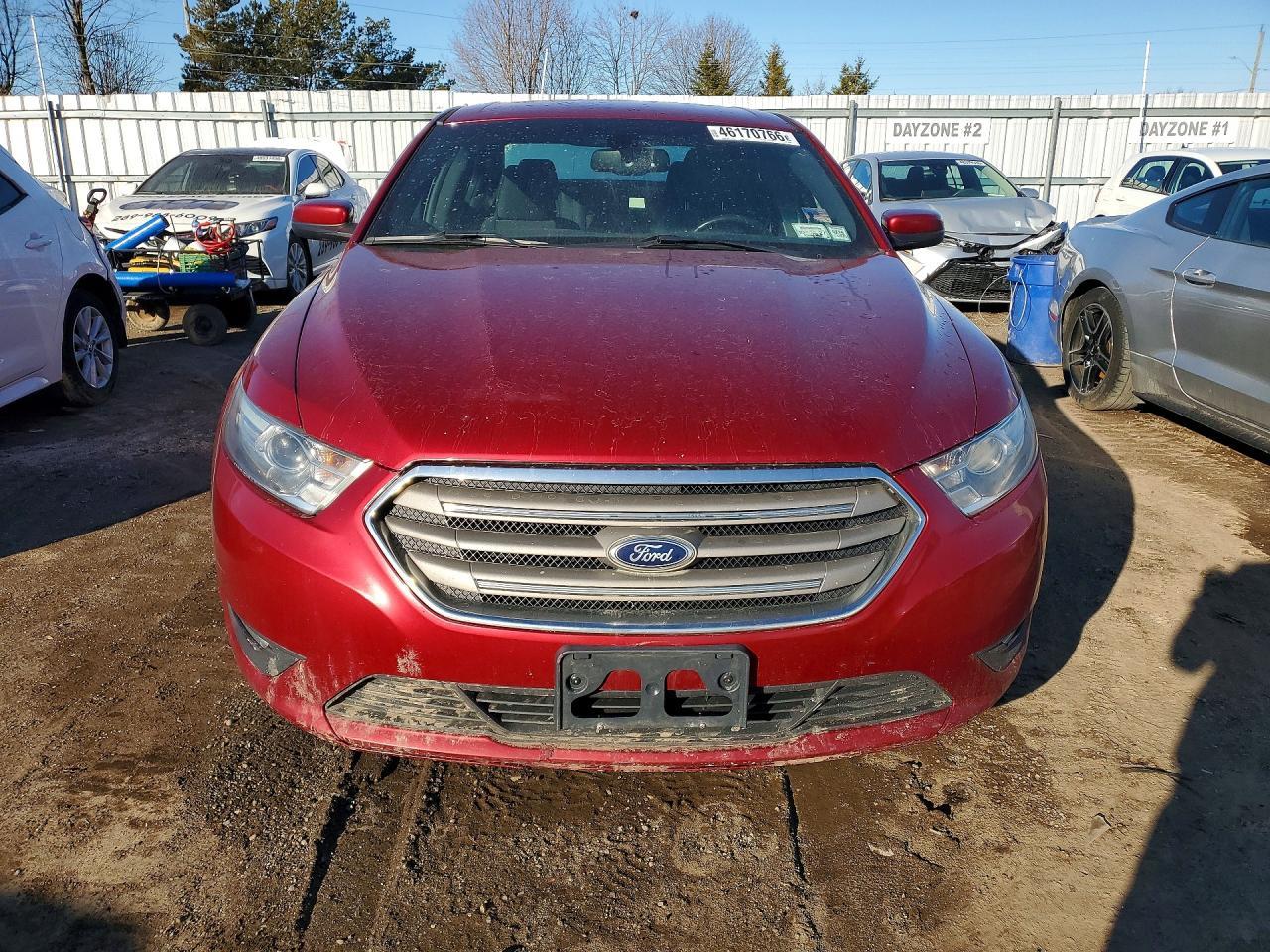 2014 Ford Taurus - zdjęcie 5