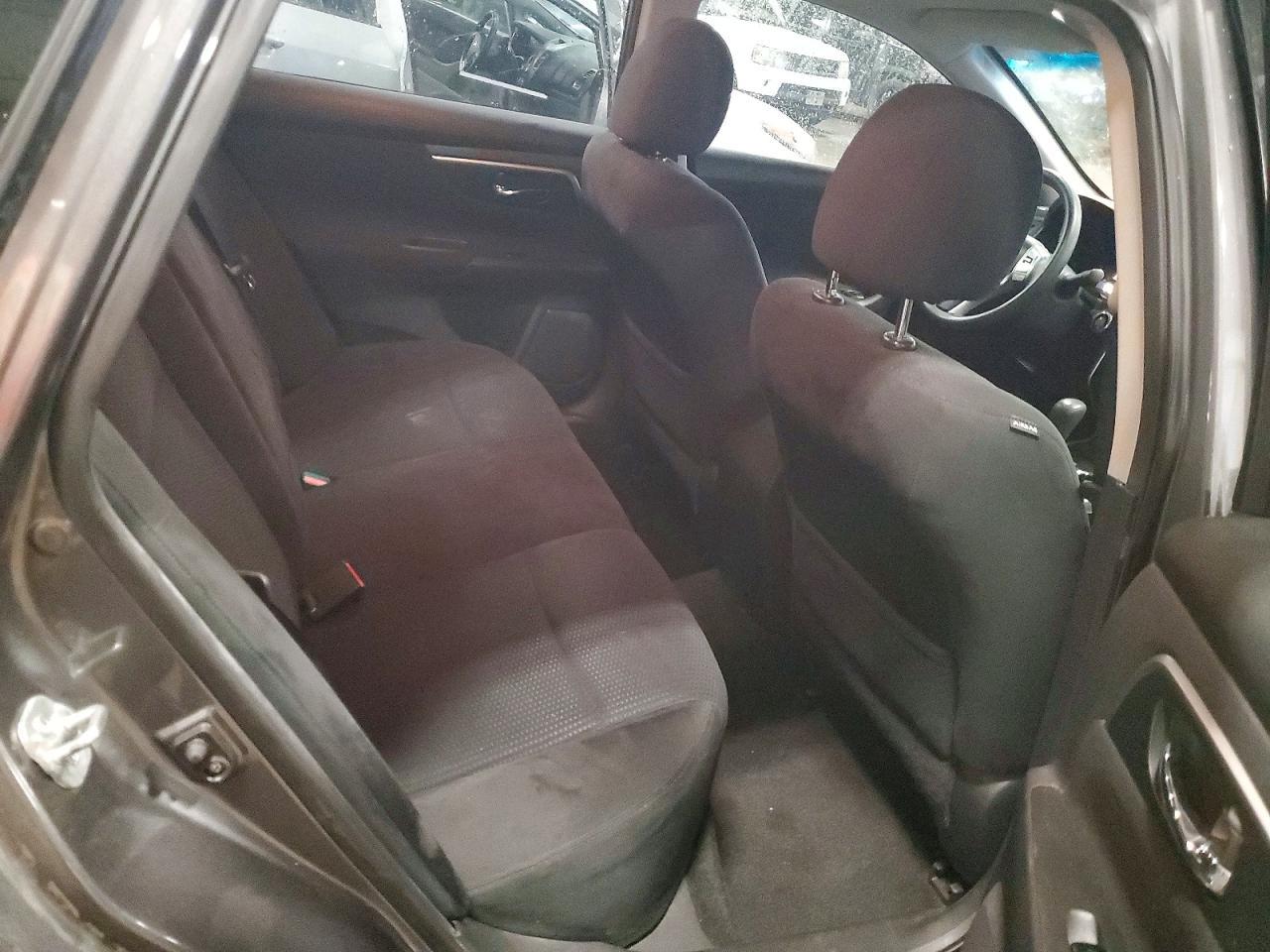 2015 Nissan Altima 2.5 S - zdjęcie 10