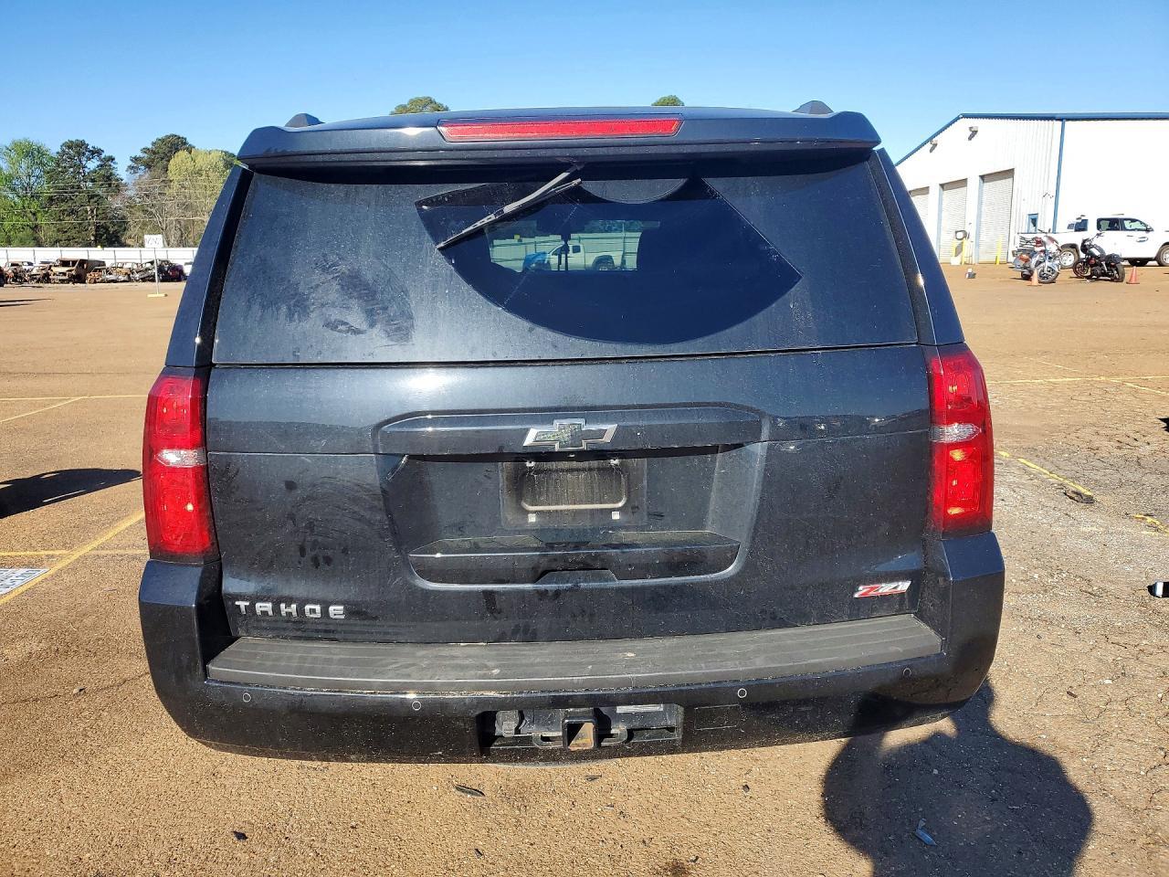 2017 Chevrolet Tahoe K1500 Lt - zdjęcie 6