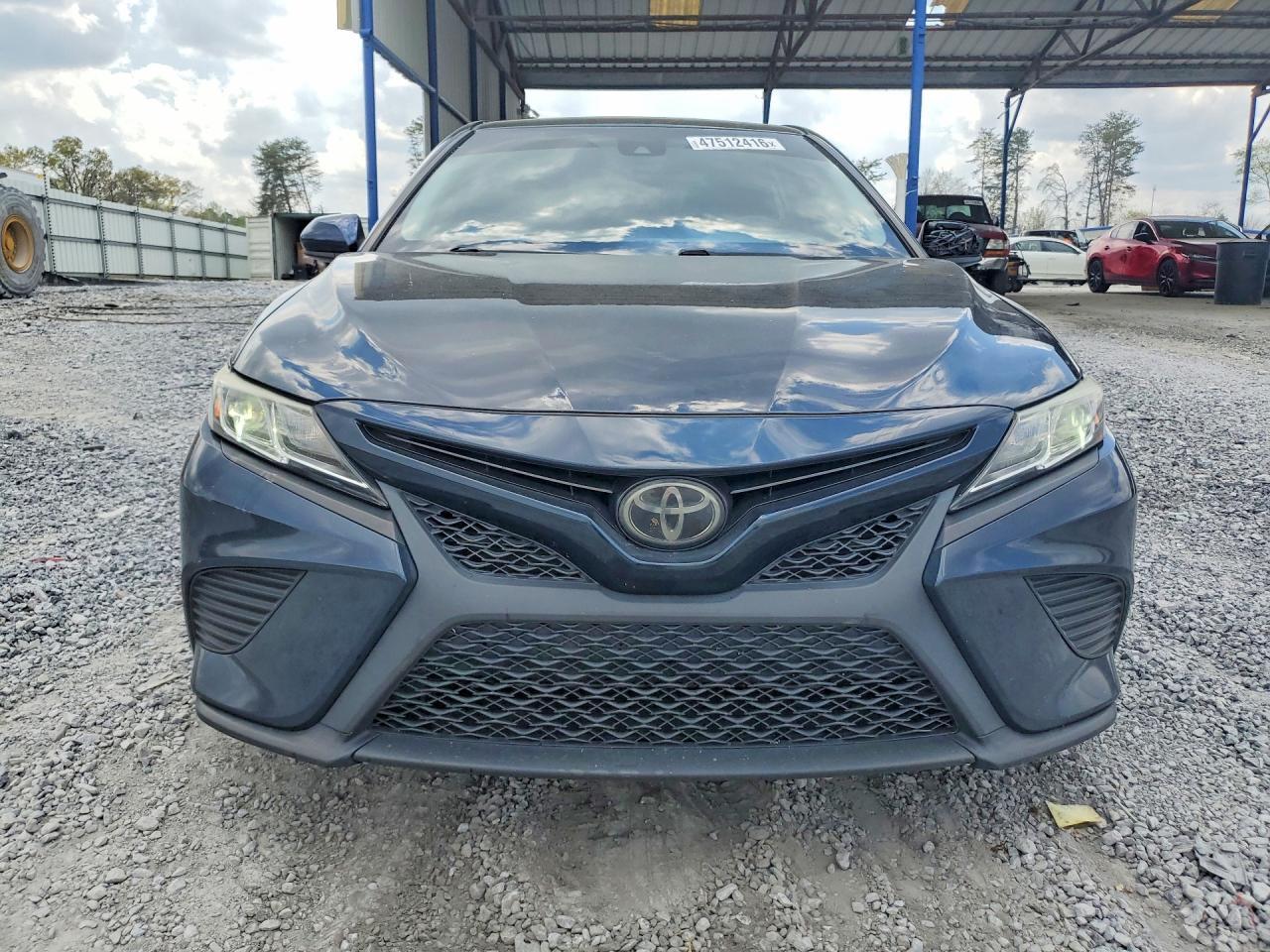 2019 Toyota Camry Se - zdjęcie 5
