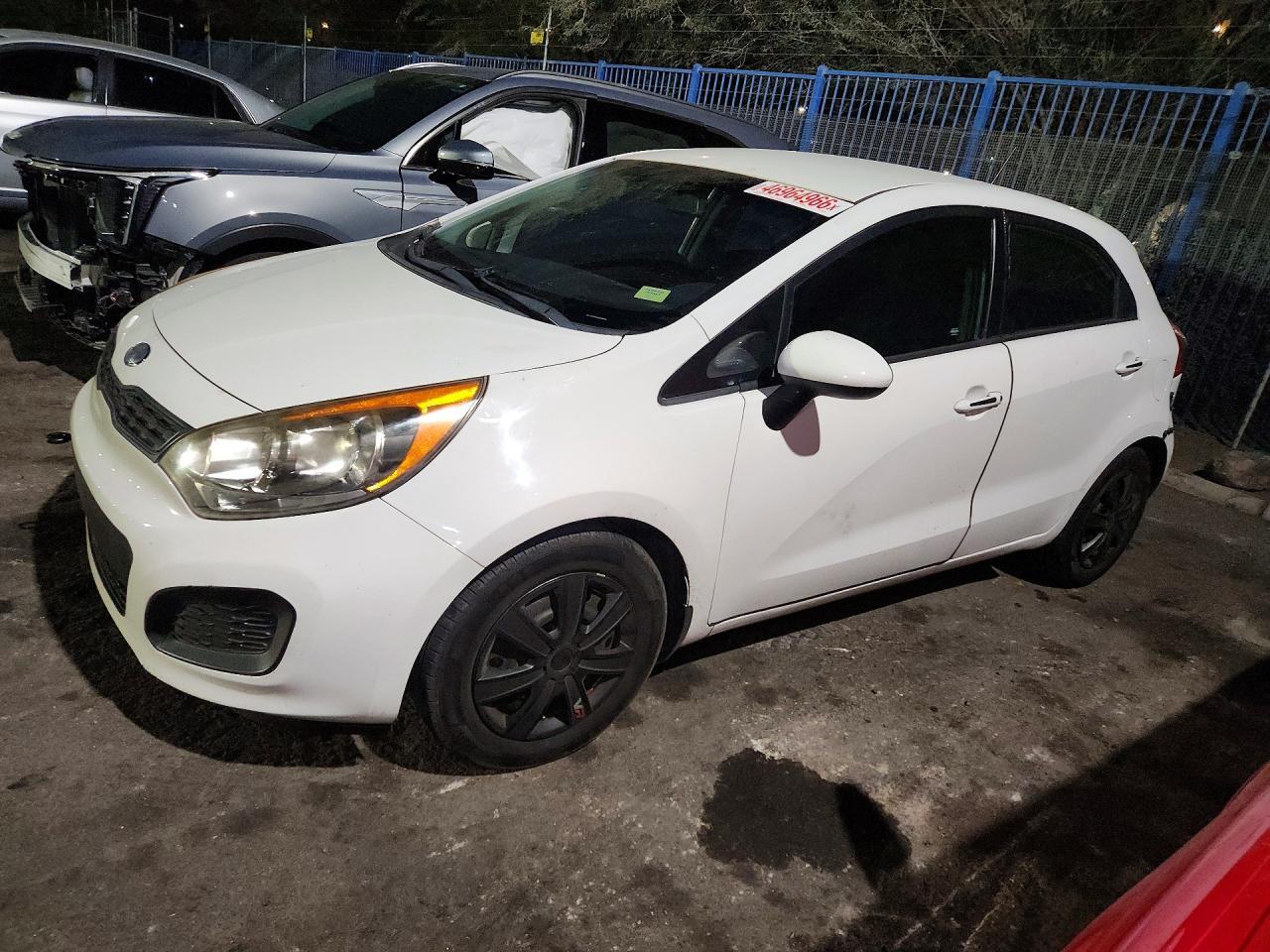 2013 Kia Rio 5-Door Lx - zdjęcie główne