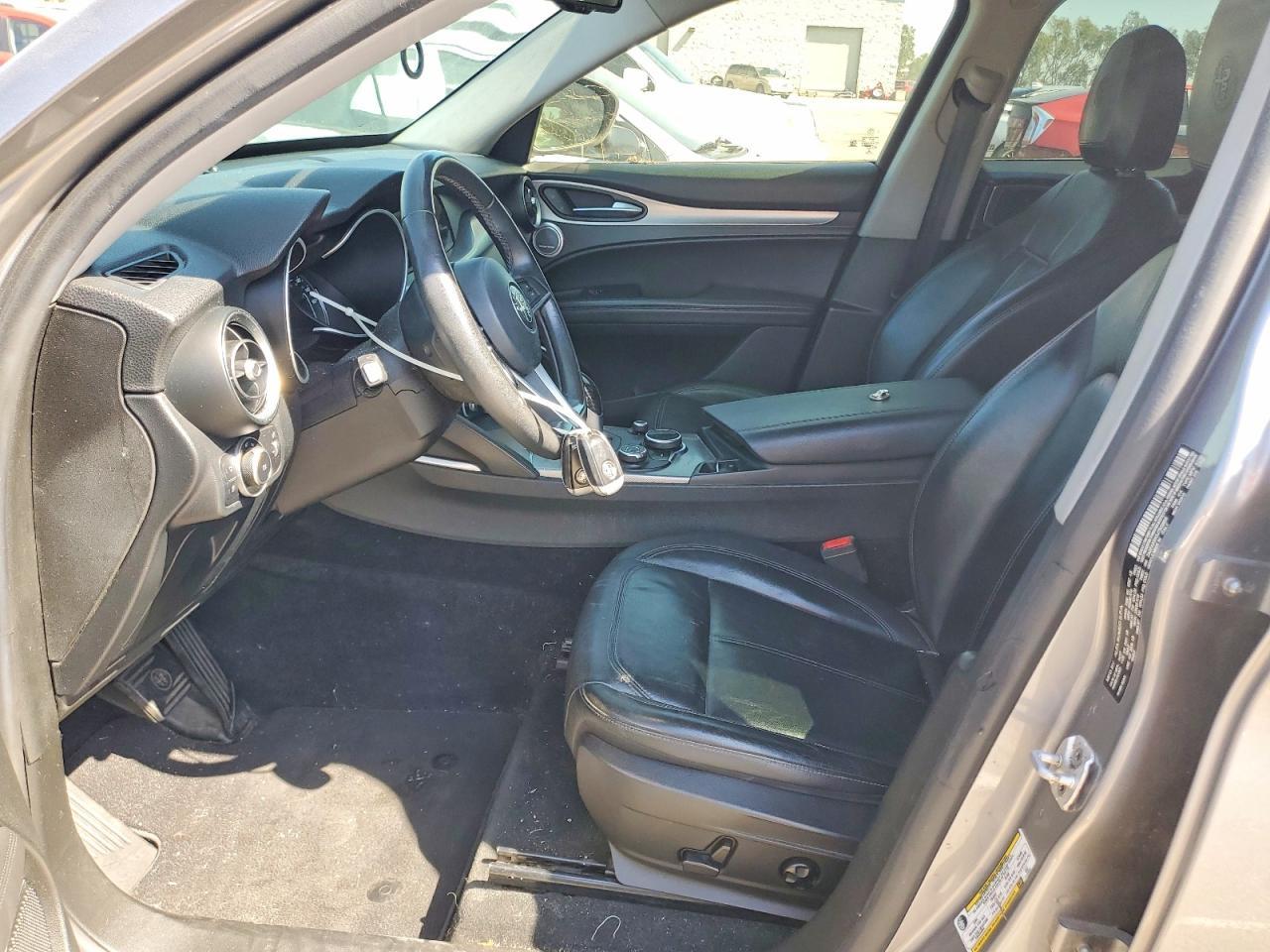 2018 Alfa Romeo Stelvio Ti - zdjęcie 7