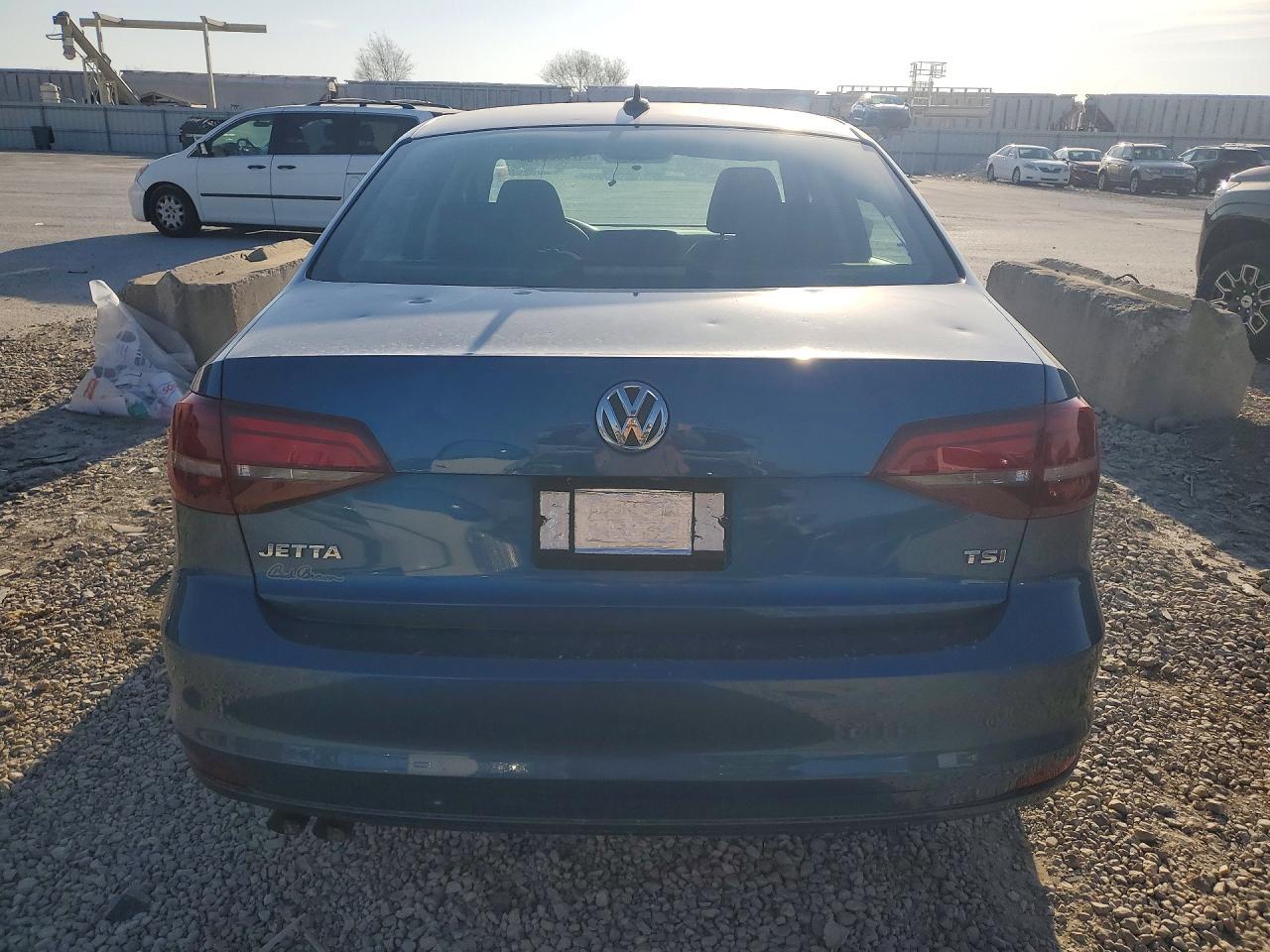 2016 Volkswagen Jetta S - zdjęcie 6