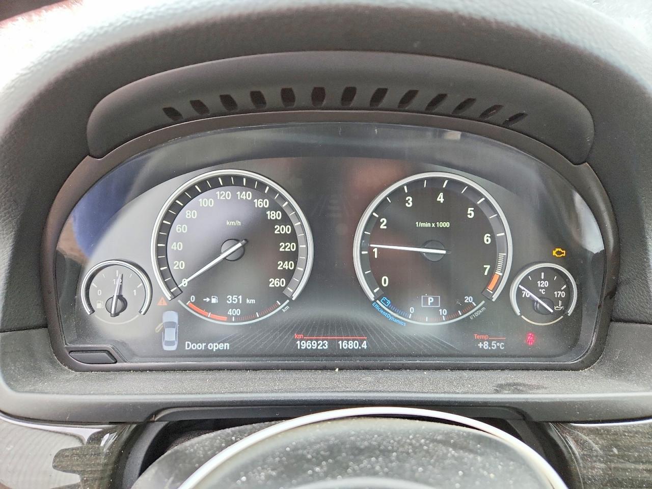 2013 BMW 535 Xi - zdjęcie 9