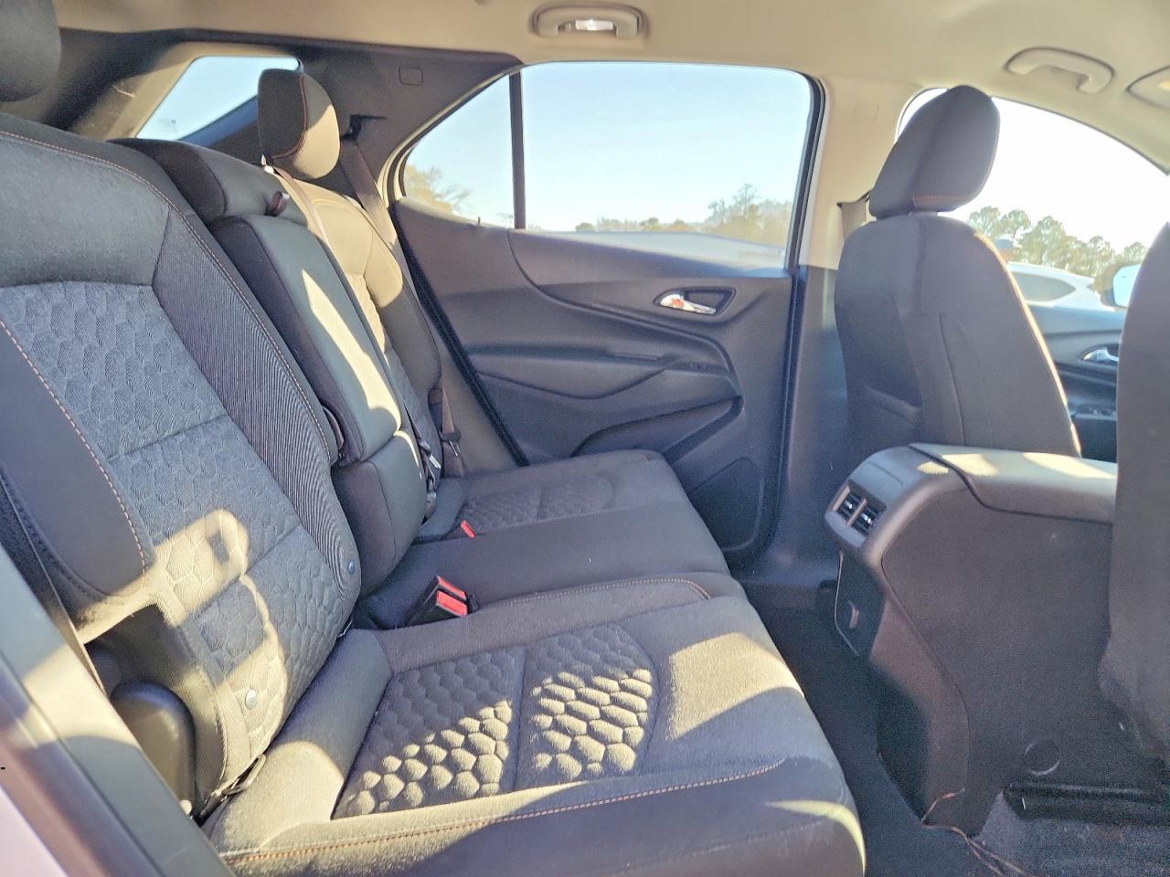 2018 Chevrolet Equinox Lt - zdjęcie 11