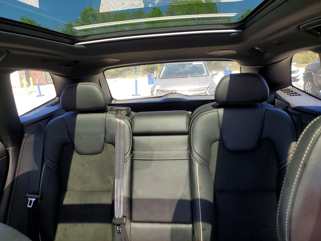 2019 Volvo Xc60 T8 R-Design - zdjęcie 10