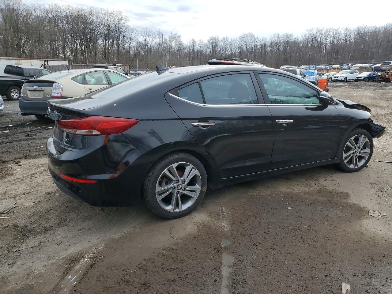 2017 Hyundai Elantra Limited - zdjęcie 3