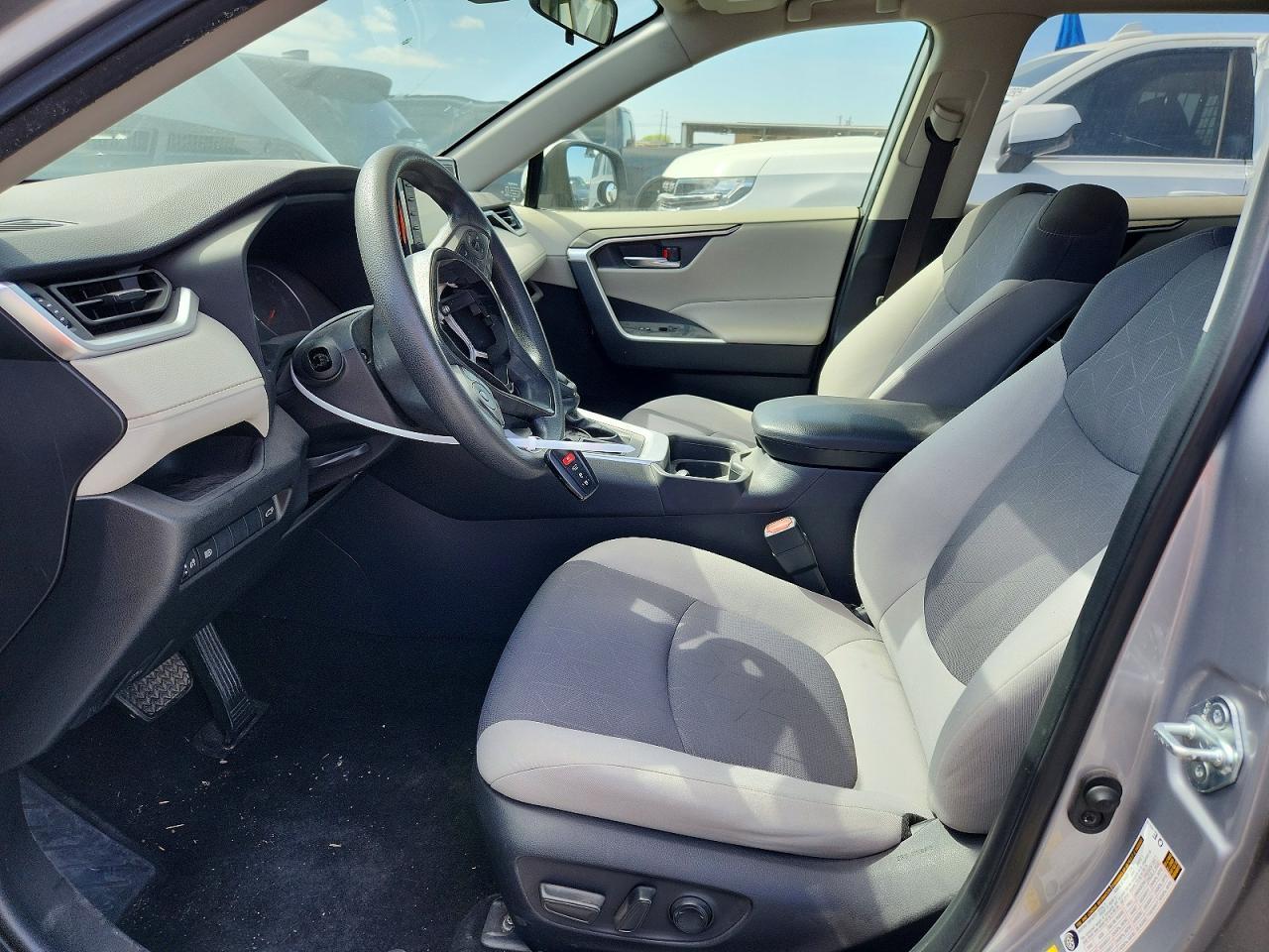 2019 Toyota Rav4 Xle - zdjęcie 7