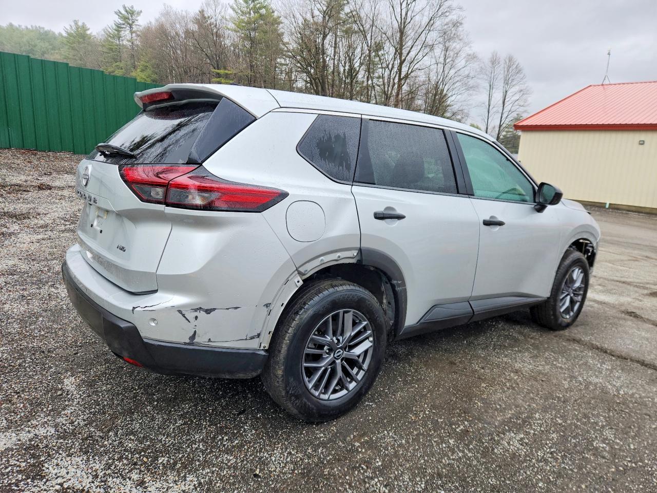 2024 Nissan Rogue S - zdjęcie 3